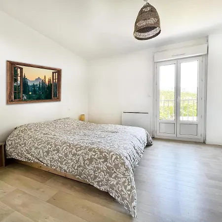 Apartment T3 En Plein Centre Du Bousquet-d'orb Le Bousquet-d'Orb
